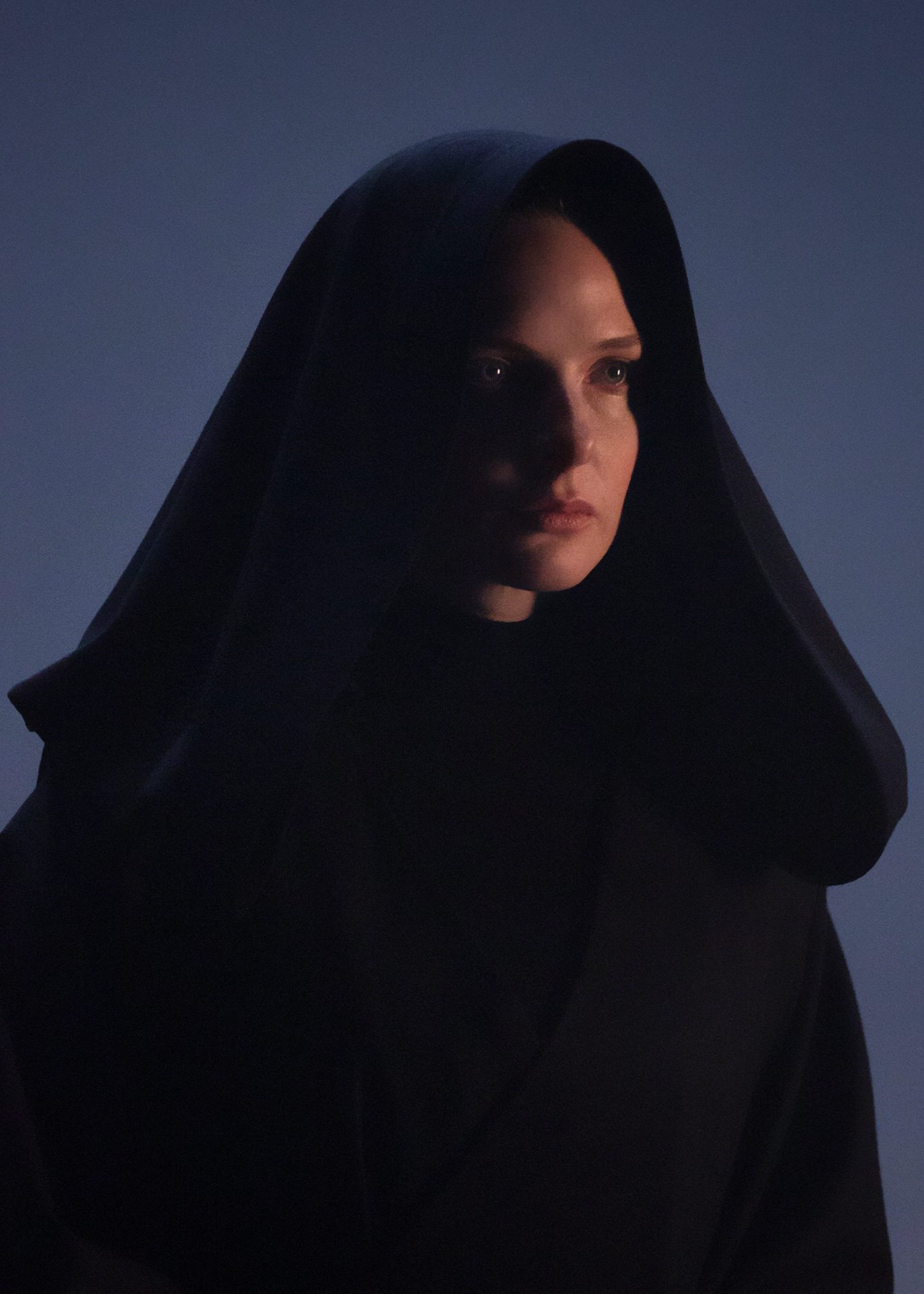 Rebecca Ferguson in a black cloak as Lady Jessica in Dune